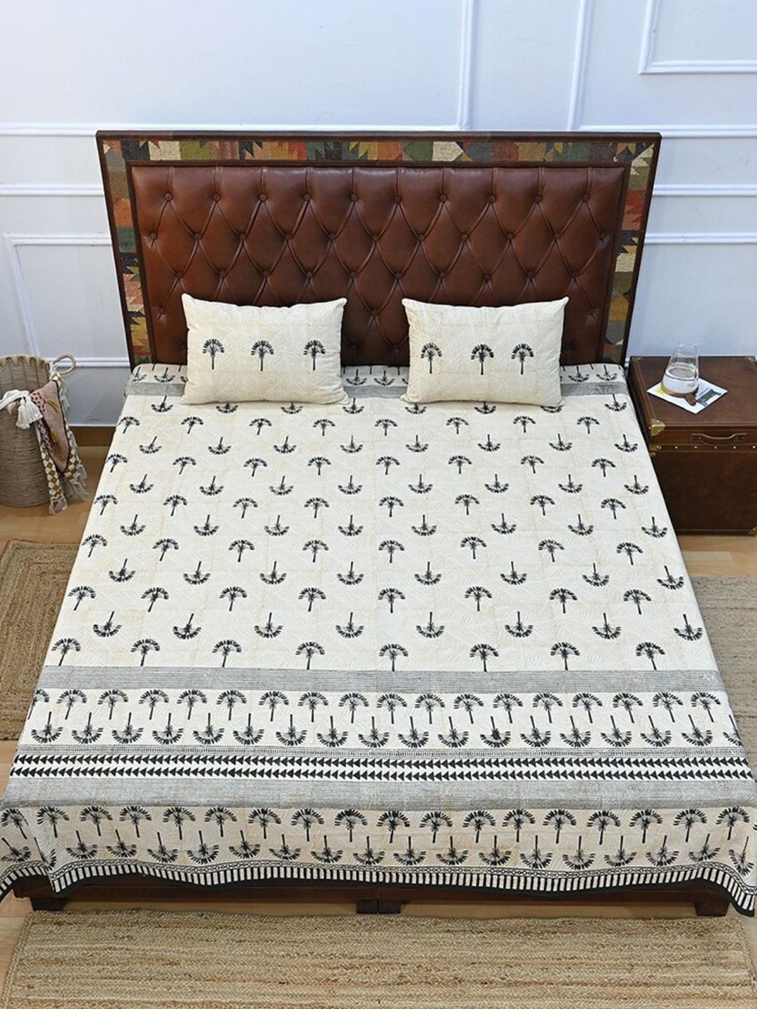 

Art Avenue White & Grey Floral Cotton 120 TC Crib Bedsheet with 2 Pillow Covers