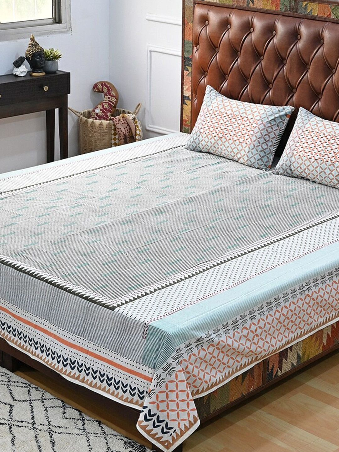 

Art Avenue White & Grey Striped Cotton 120 TC King Bedsheet with 2 Pillow Covers