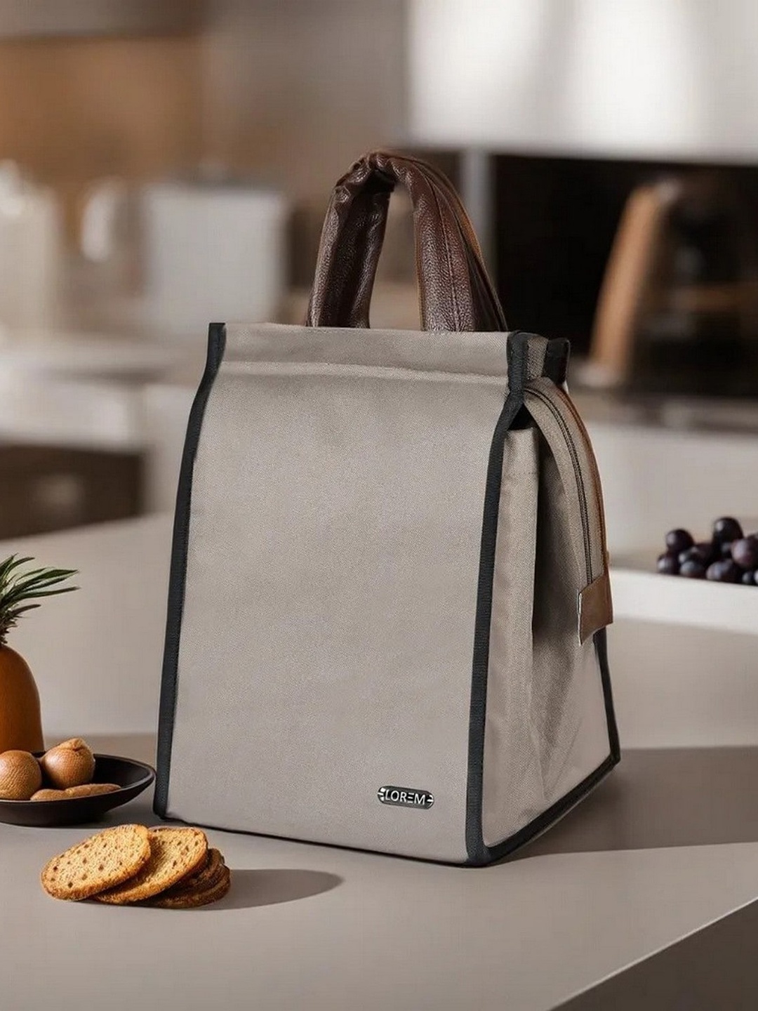 

LOREM Cream Insulated Reusable Lunch Bag