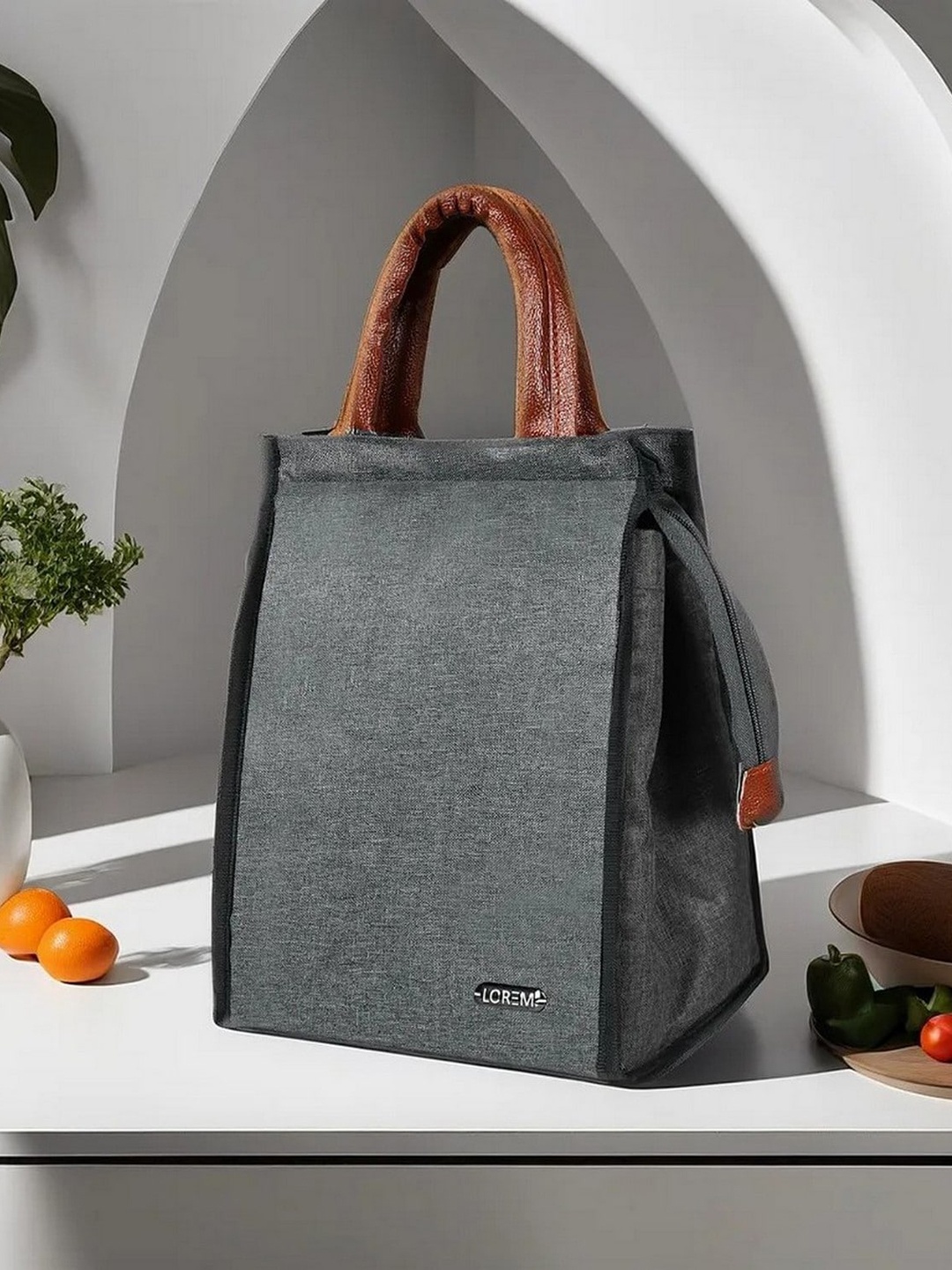 

LOREM Geometric Printed Water Repellent Insulated Lunch Bag, Grey
