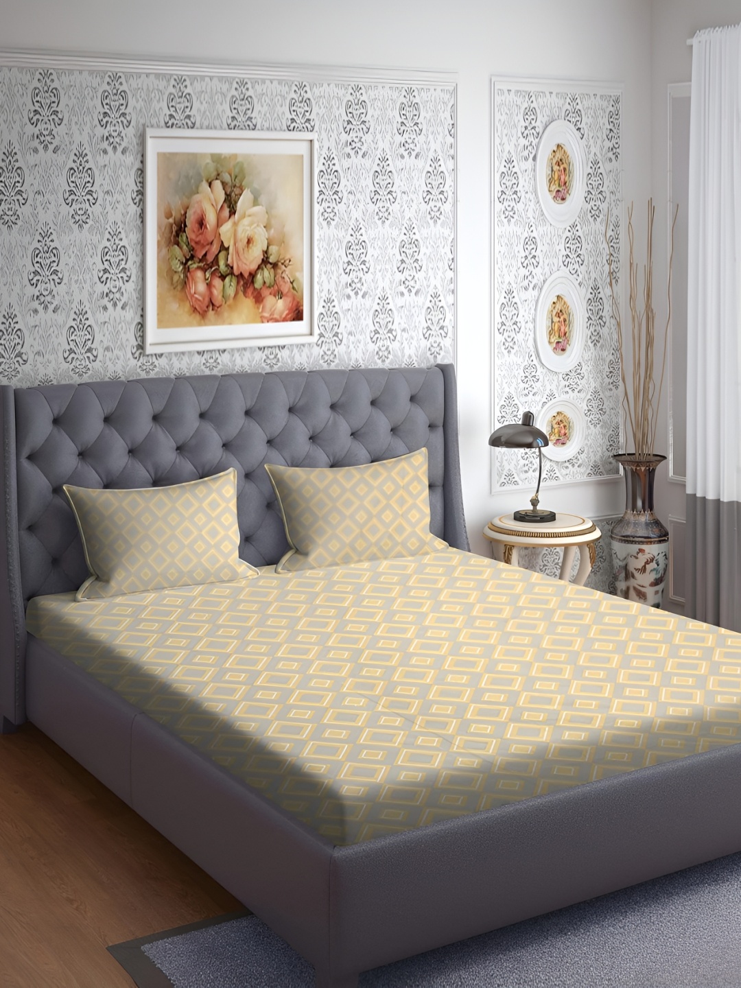 

RRC Yellow & Grey Geometric 144 TC Queen Bedsheet with 2 Pillow Covers