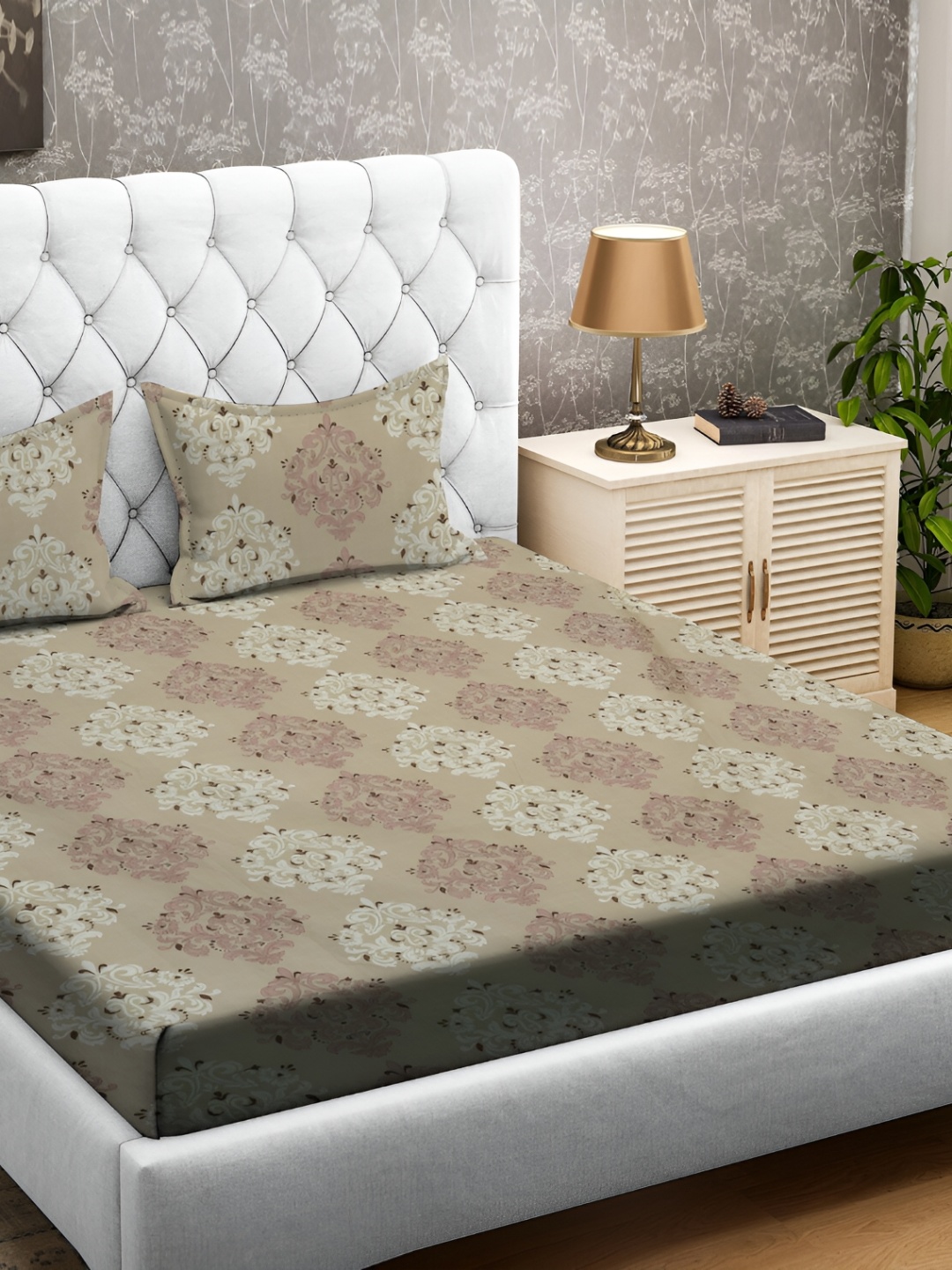 

RRC Brown & Beige Ethnic Motifs Printed 144 TC Queen Bedsheet with 2 Pillow Covers