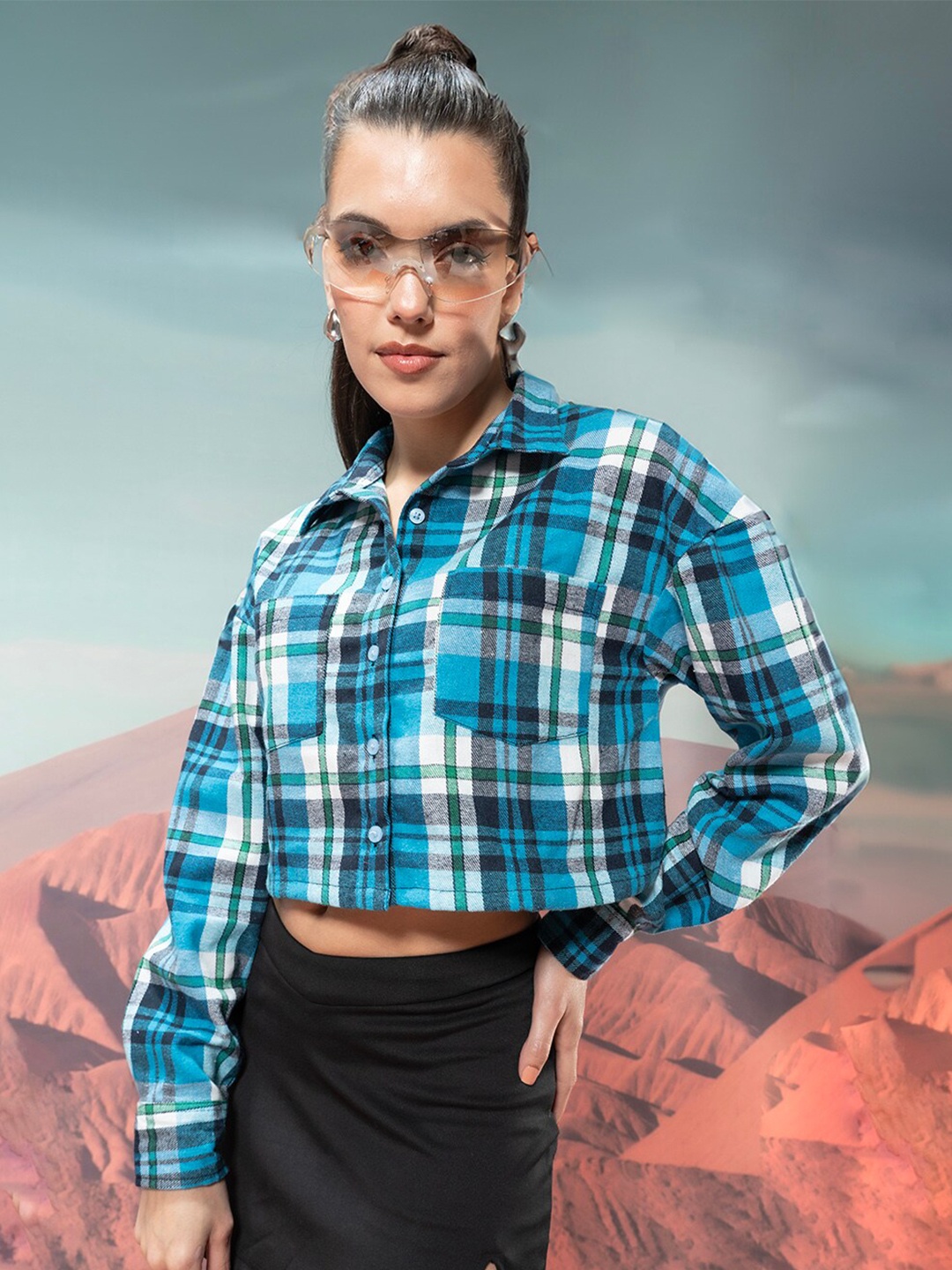 

Stylecast X Hersheinbox Blue Cotton Striped Casual Top