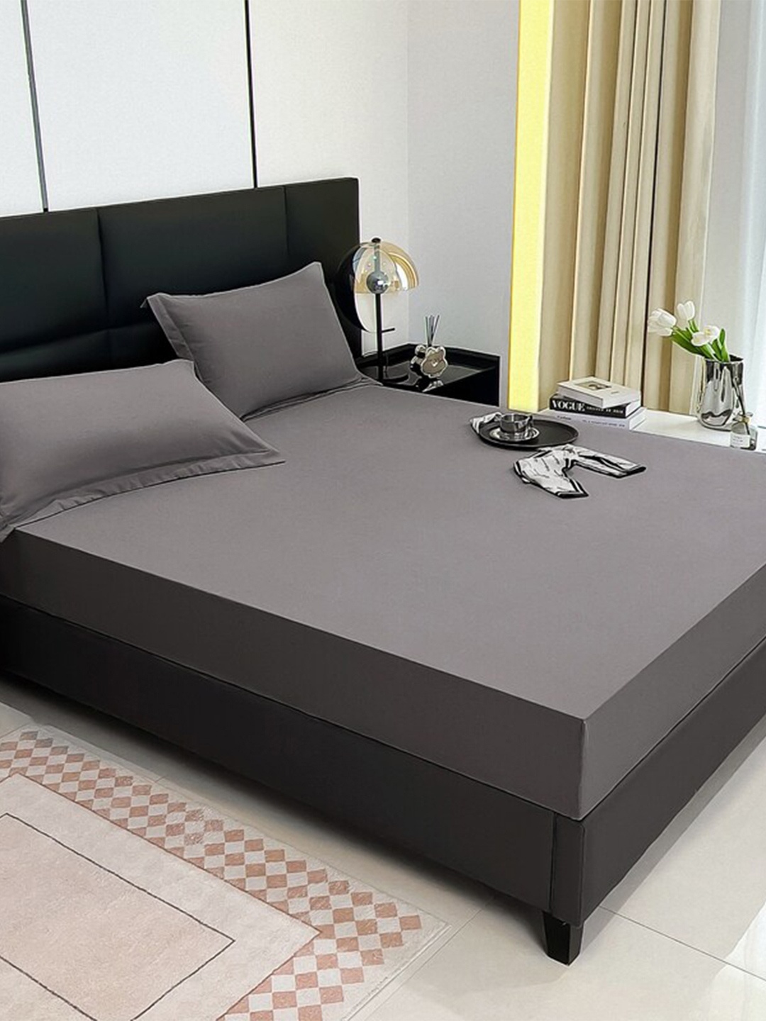 

JC HOME Grey 150 TC Queen Bedsheet with 2 Pillow Covers