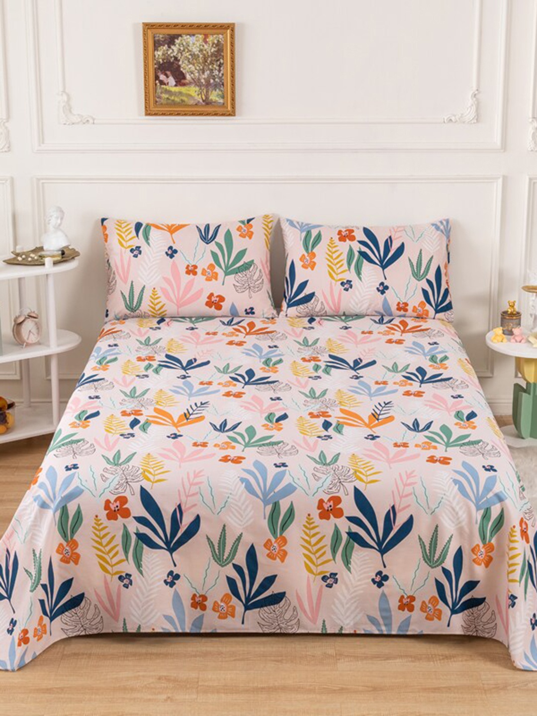 

JC HOME White & Pink 200 TC Cotton King Bedsheet with 2 Pillow Covers