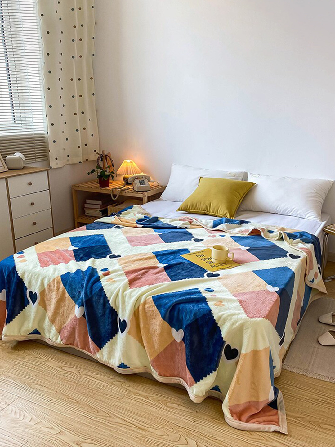 

JC Collection Yellow & Blue Geometric AC Room Single Bed Blanket