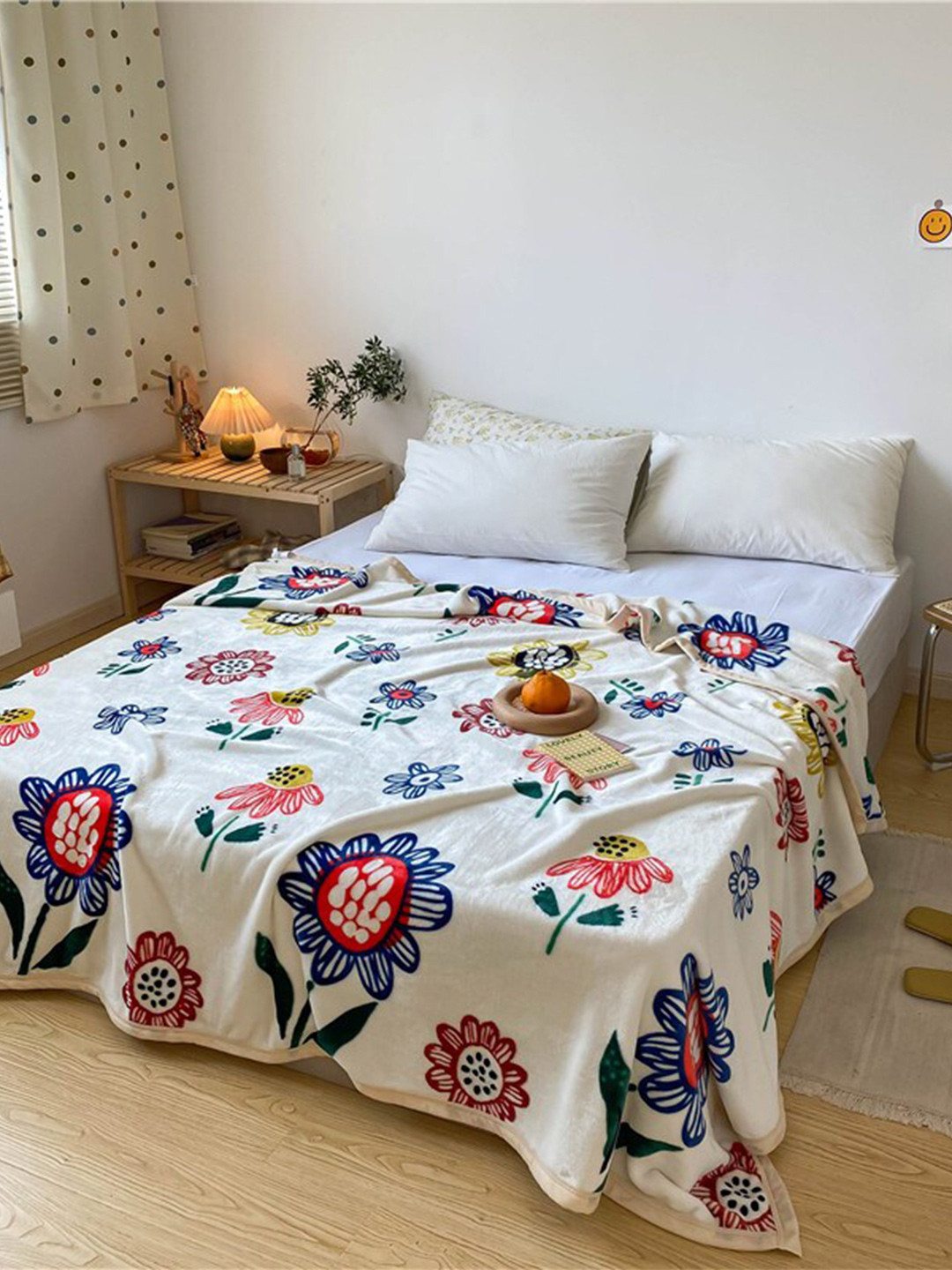 

JC Collection Cream & Blue Floral AC Room Double Queen Bed Blanket