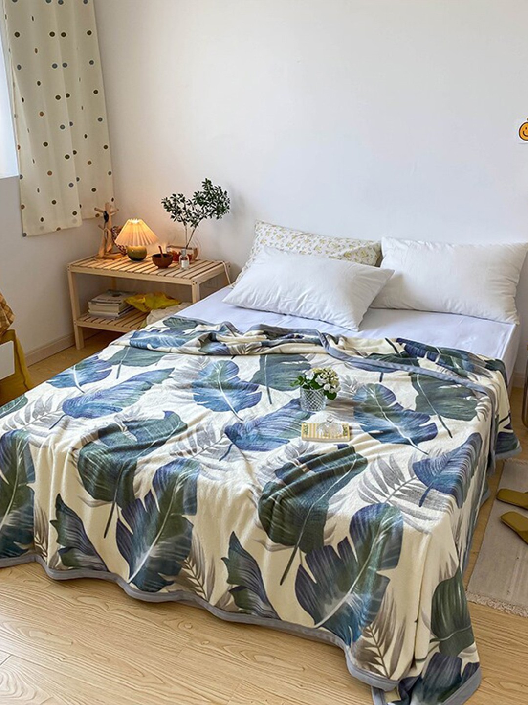 

JC Collection Cream & Grey AC Room Double Bed Blanket