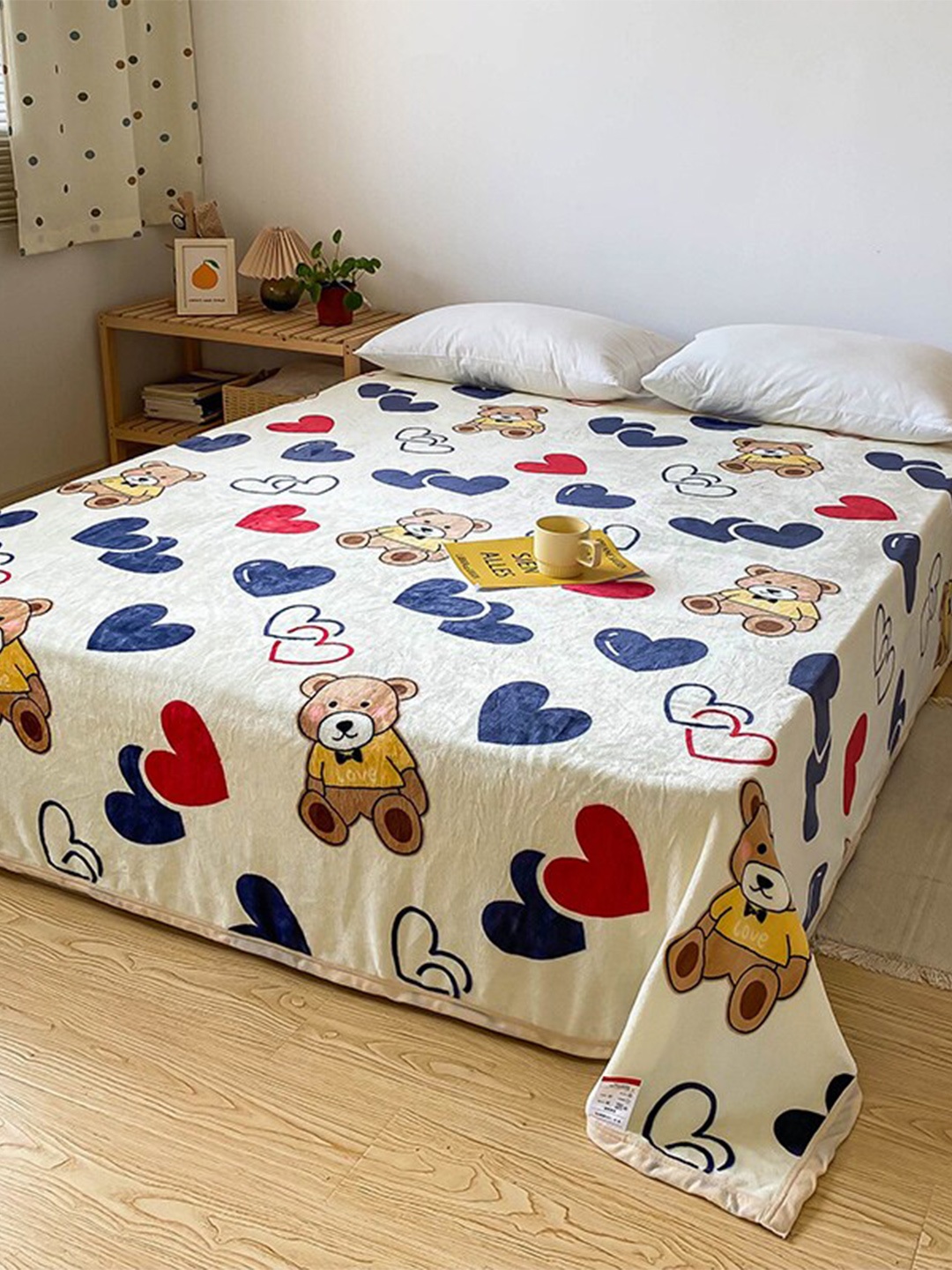 

JC Collection White & Red Cartoon Characters AC Room Double Bed Blanket