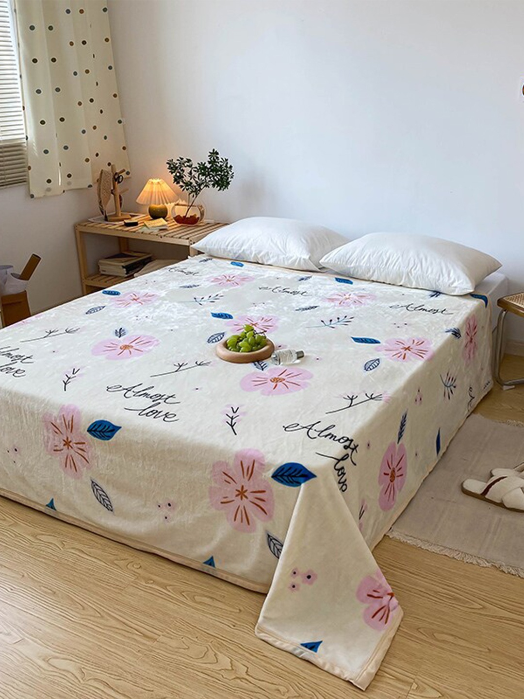 

JC Collection White & Pink AC Room Double Bed Blanket