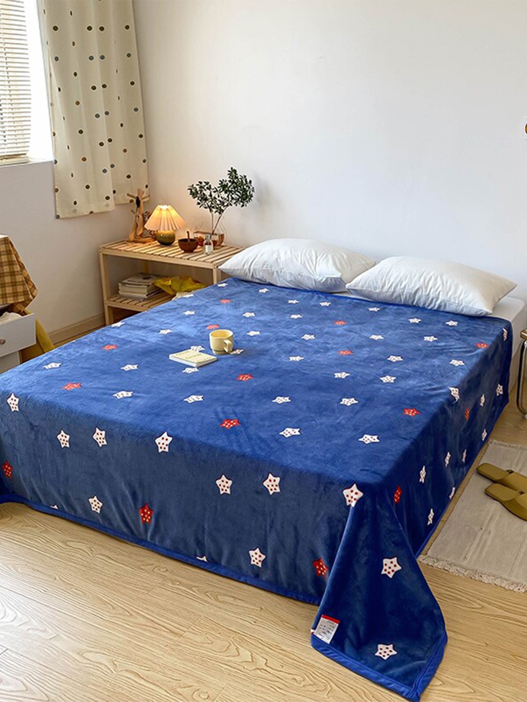 

JC Collection Blue & White Geometric AC Room Single Bed Blanket