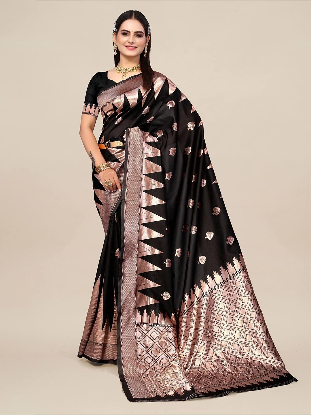 

SHAYRI Abstract Printed Woven Design Banarasi Saree, Black