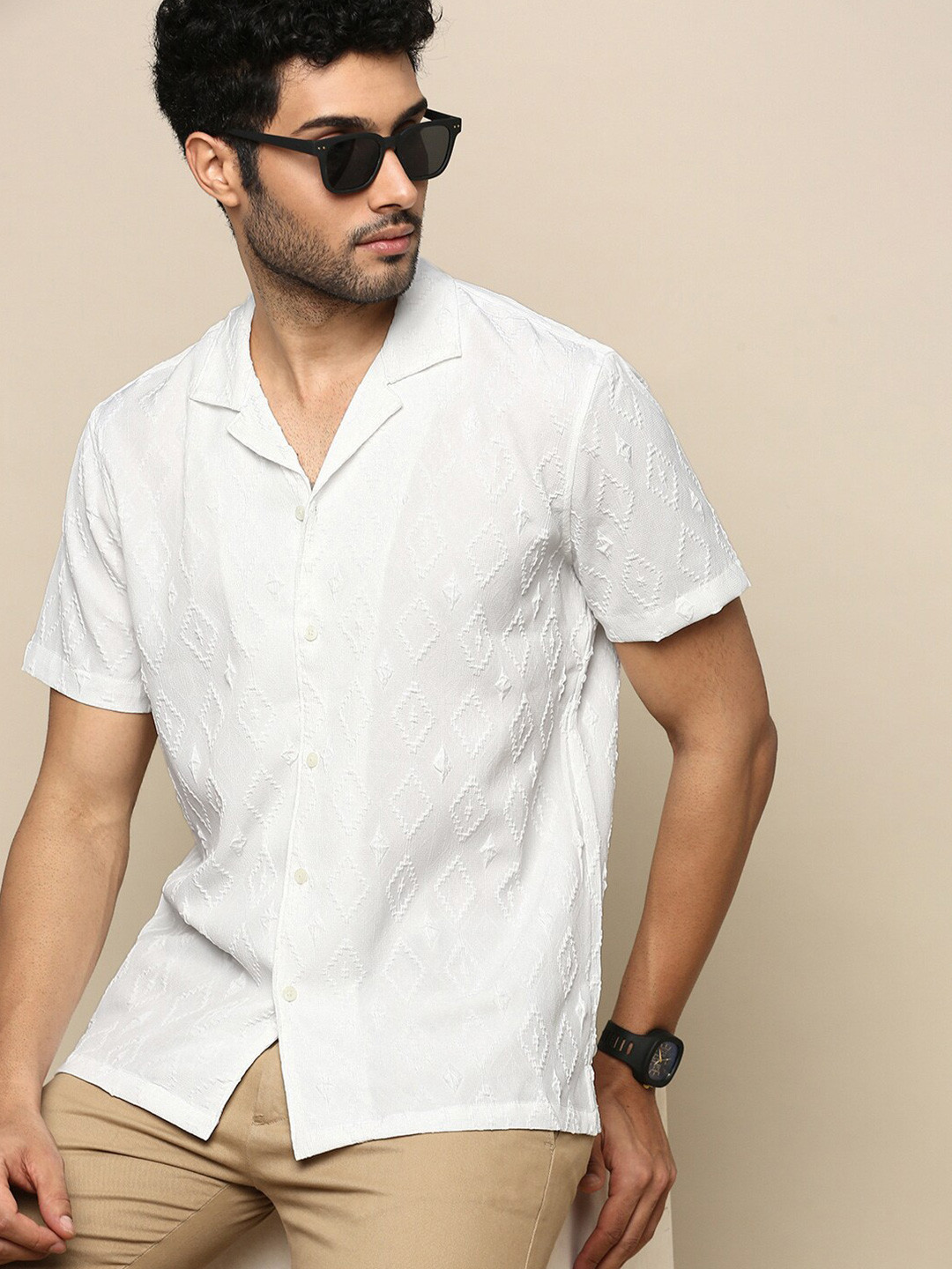 

INVICTUS Self Design Club Slim Fit Cotton Casual Shirt, White