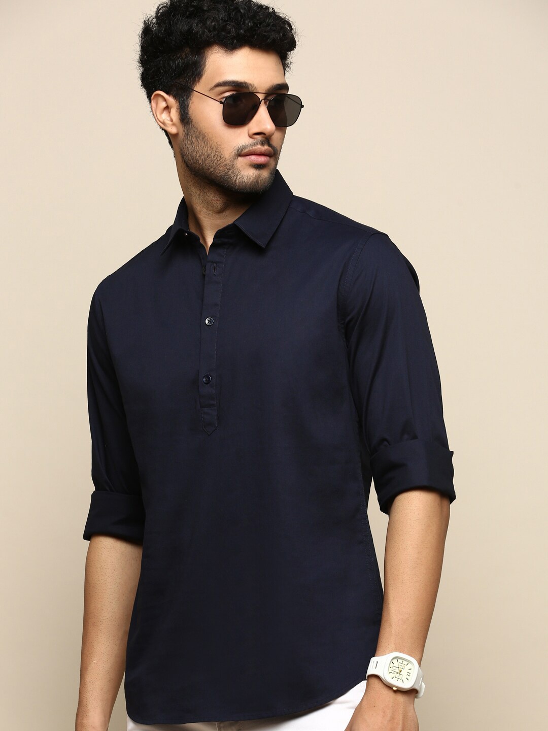 

INVICTUS Sport Slim Fit Spread Collar Twill Cotton Casual Shirt, Navy blue