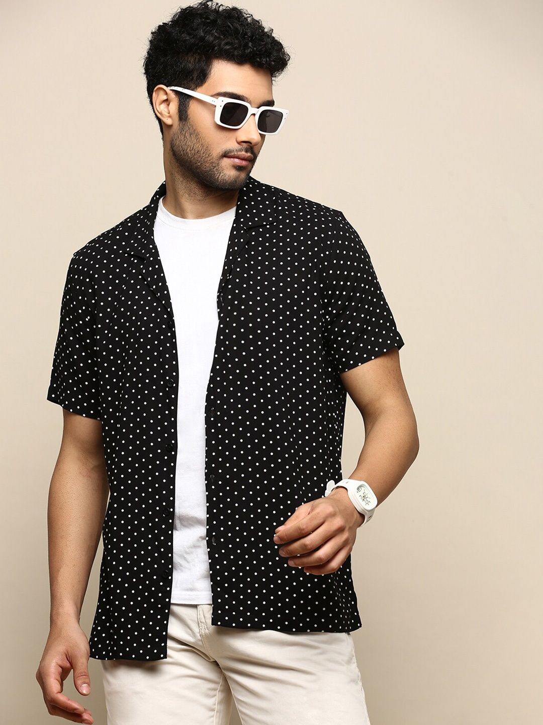 

INVICTUS Club Slim Fit Polka Dot Printed Cuban Collar Cotton Casual Shirt, Black