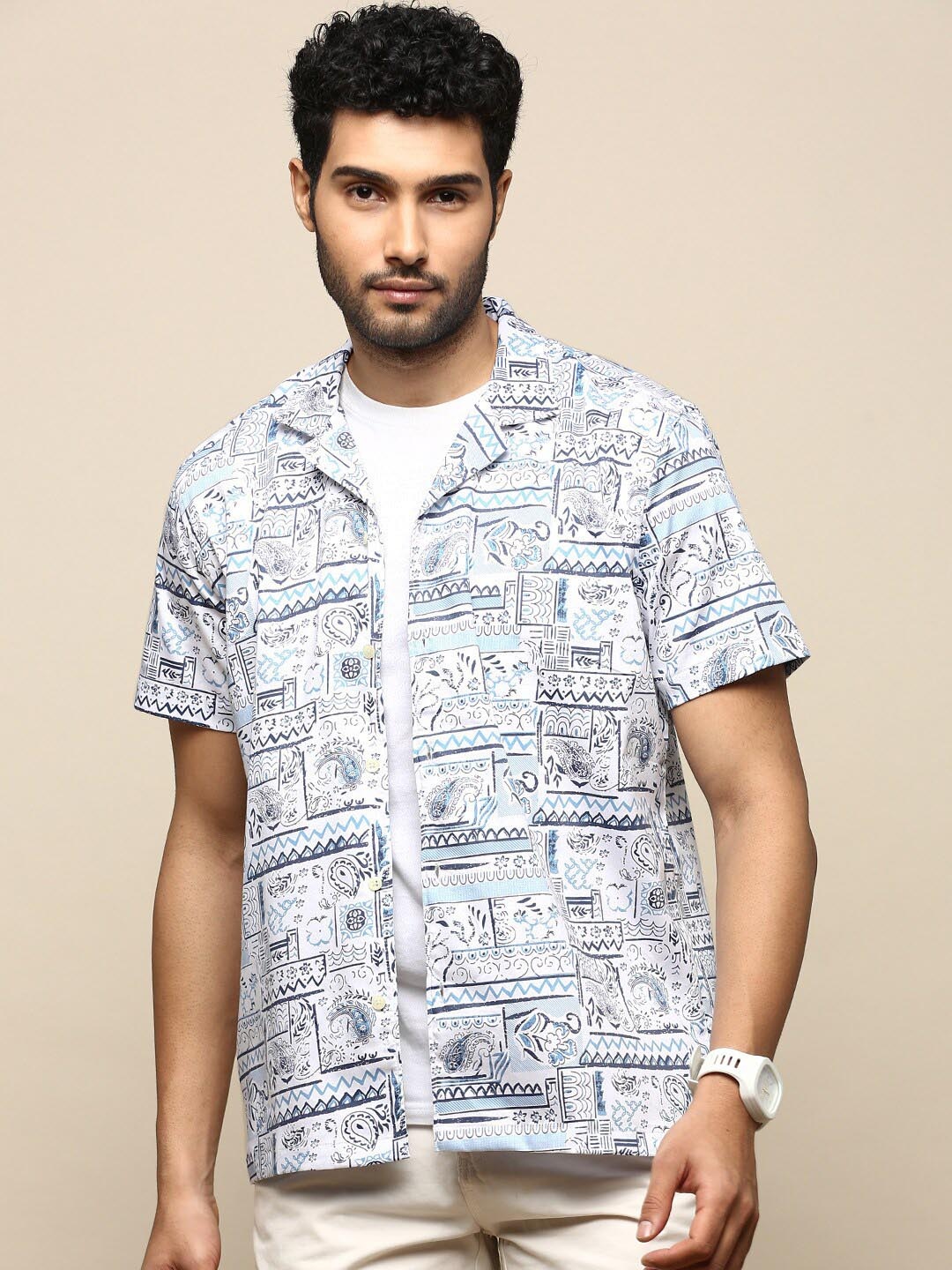 

INVICTUS Club Slim Fit Abstract Printed Cotton Casual Shirt, White