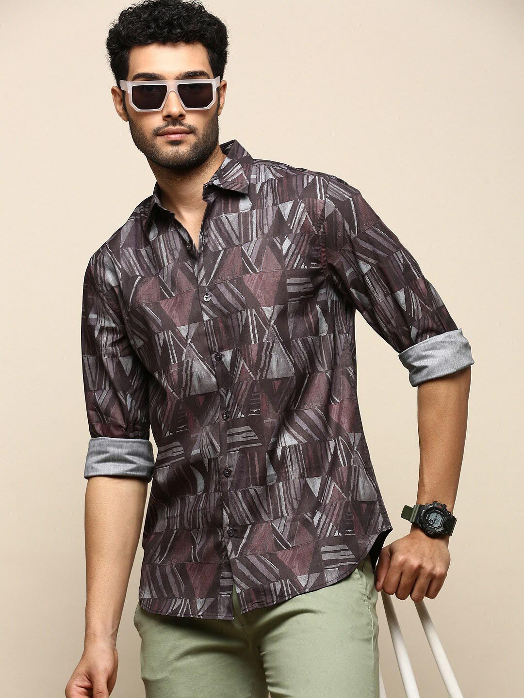 

INVICTUS Club Slim Fit Geometric Printed Cotton Casual Shirt, Brown