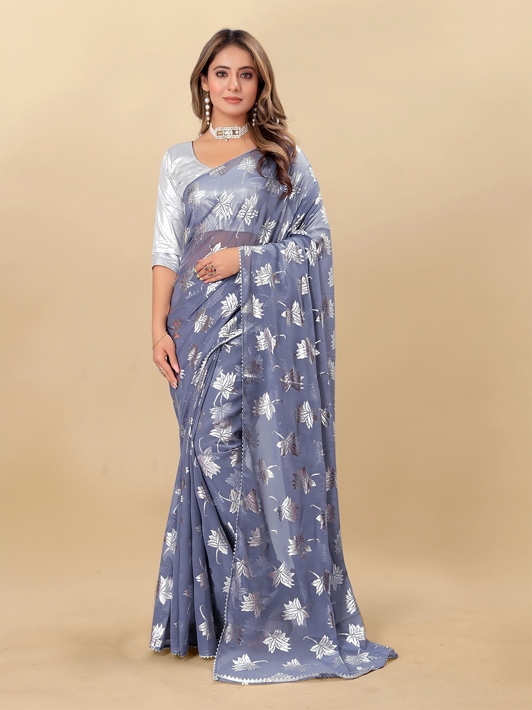 

Rhey Floral Printed Pure Georgette Fusion Saree, Grey