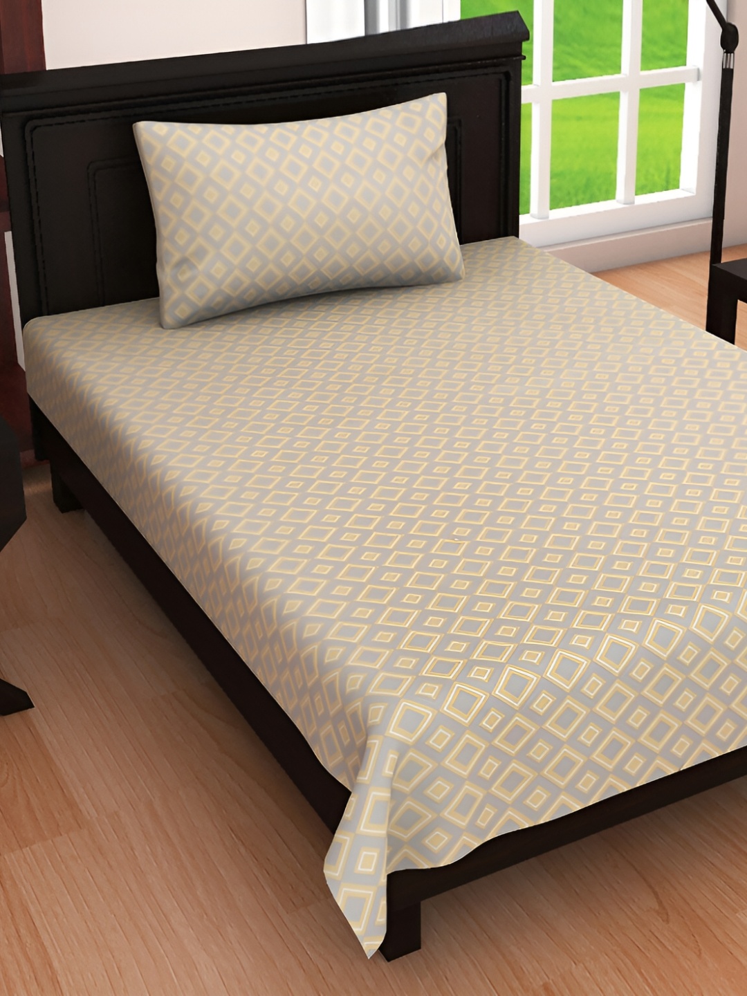 

RRC Peach-Coloured Geometric 144 TC Single Bedsheet Set, Beige