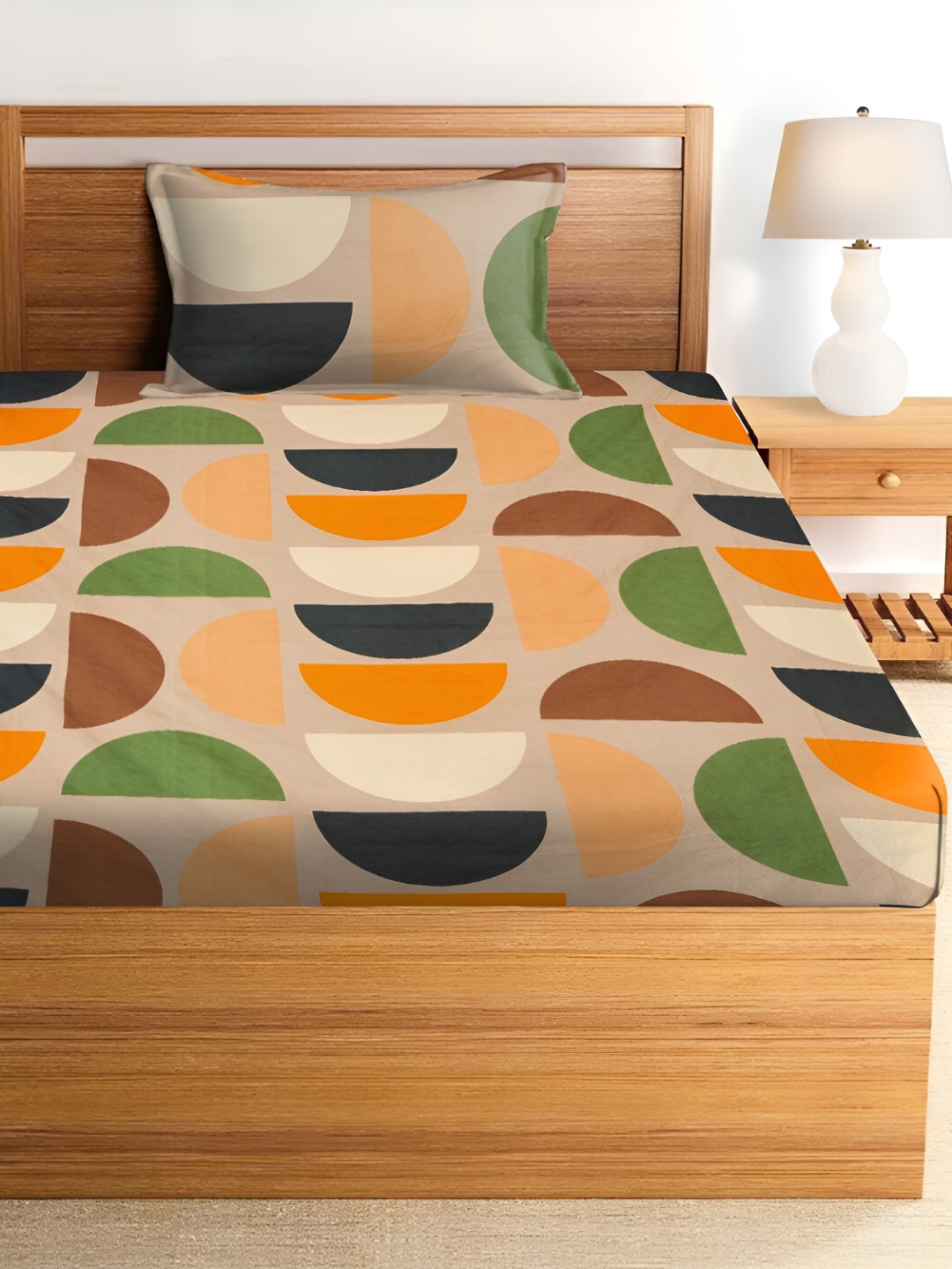 

RRC Orange & Green Geometric 144 TC Single Bedsheet with 1 Pillow Cover
