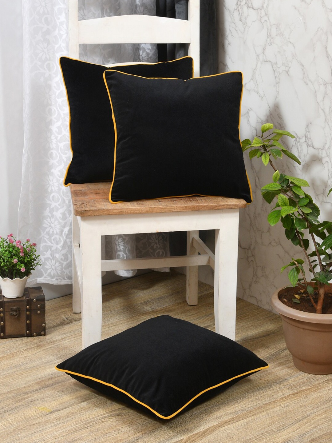 

Clasiko Black & Yellow 3 Pieces Velvet Square Cushion Covers