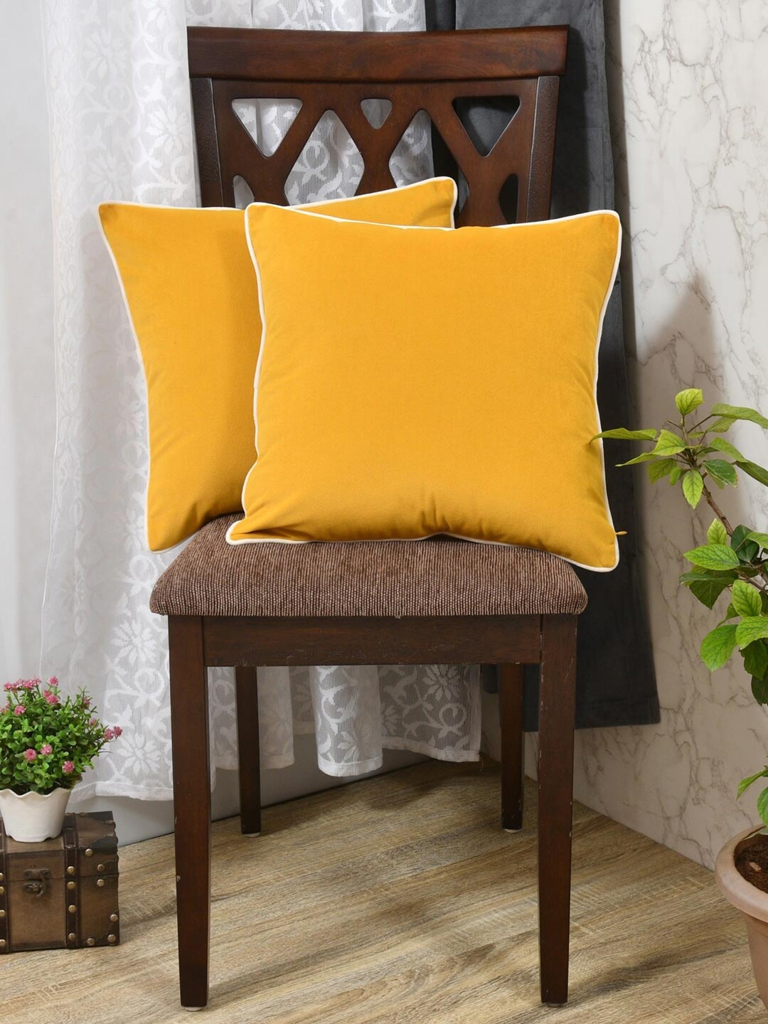 

Clasiko Yellow & White 2 Pieces Velvet Square Cushion Covers