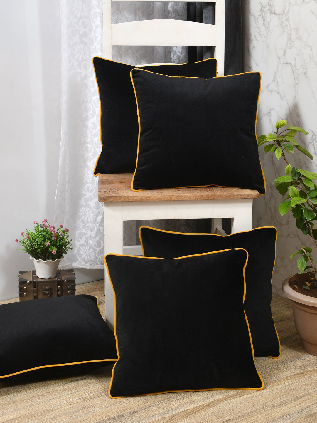 

Clasiko Black & Yellow 5 Pieces Velvet Square Cushion Covers
