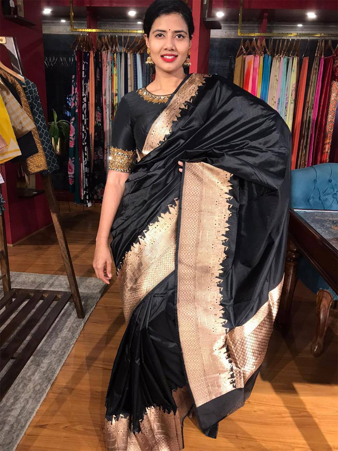 

bansari textiles Zari Pure Silk Banarasi Saree, Black