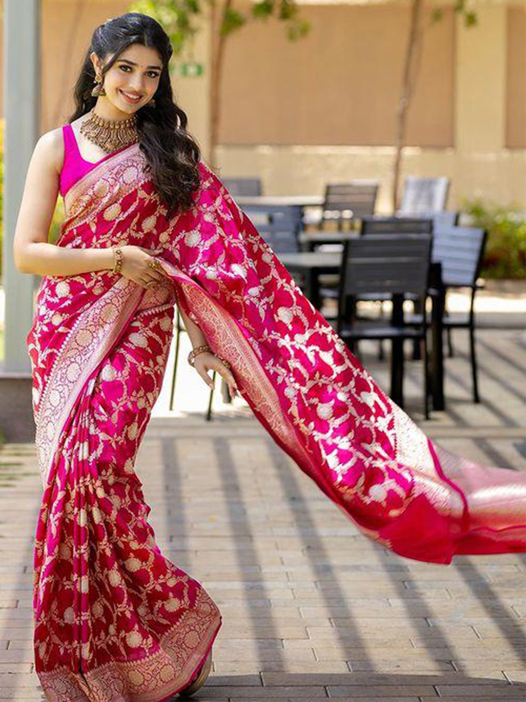 

bansari textiles Floral Woven Design Zari Pure Silk Banarasi Saree, Pink