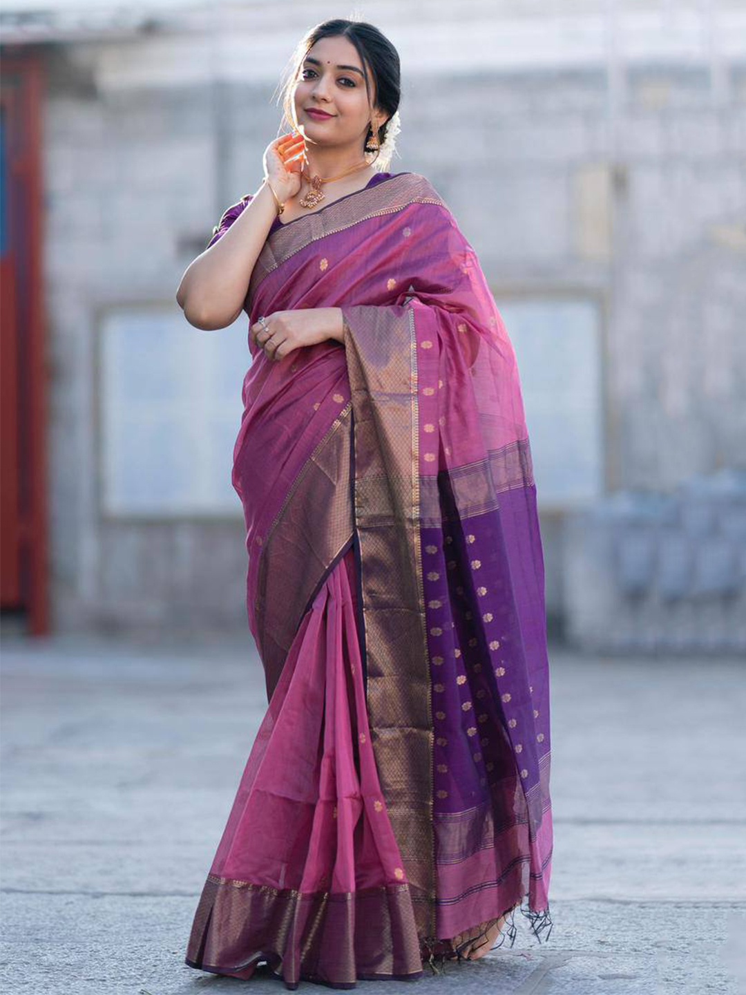 

bansari textiles Floral Woven Design Zari Pure Silk Banarasi Saree, Purple