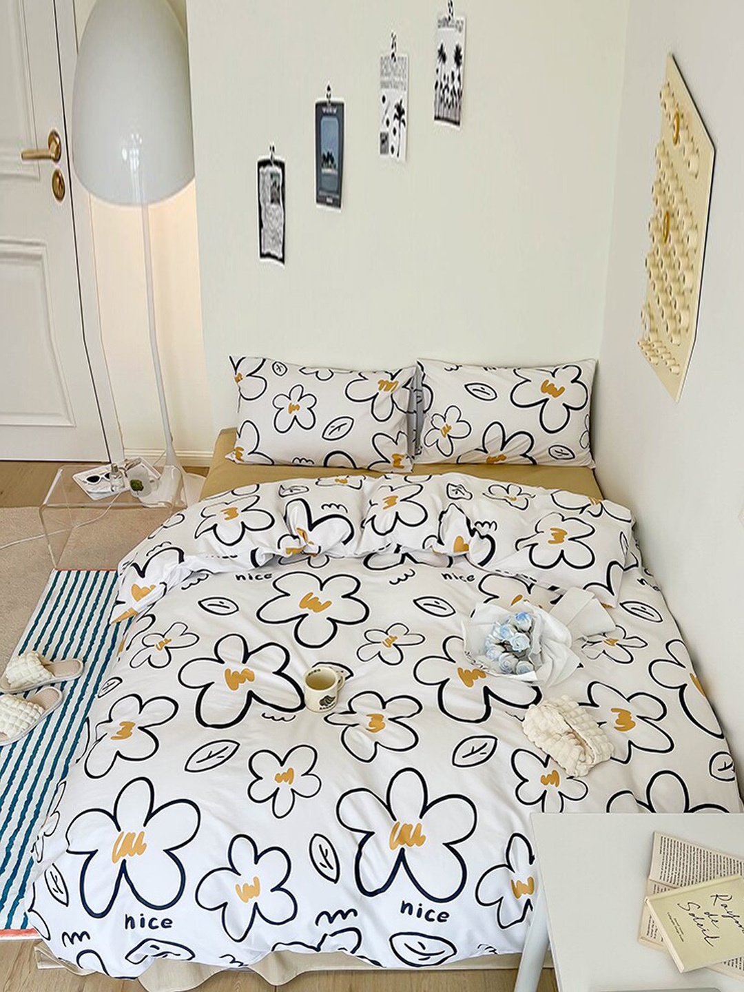 

JC HOME White & Yellow 4 Pieces Floral Printed AC Room Double King Bedding Set