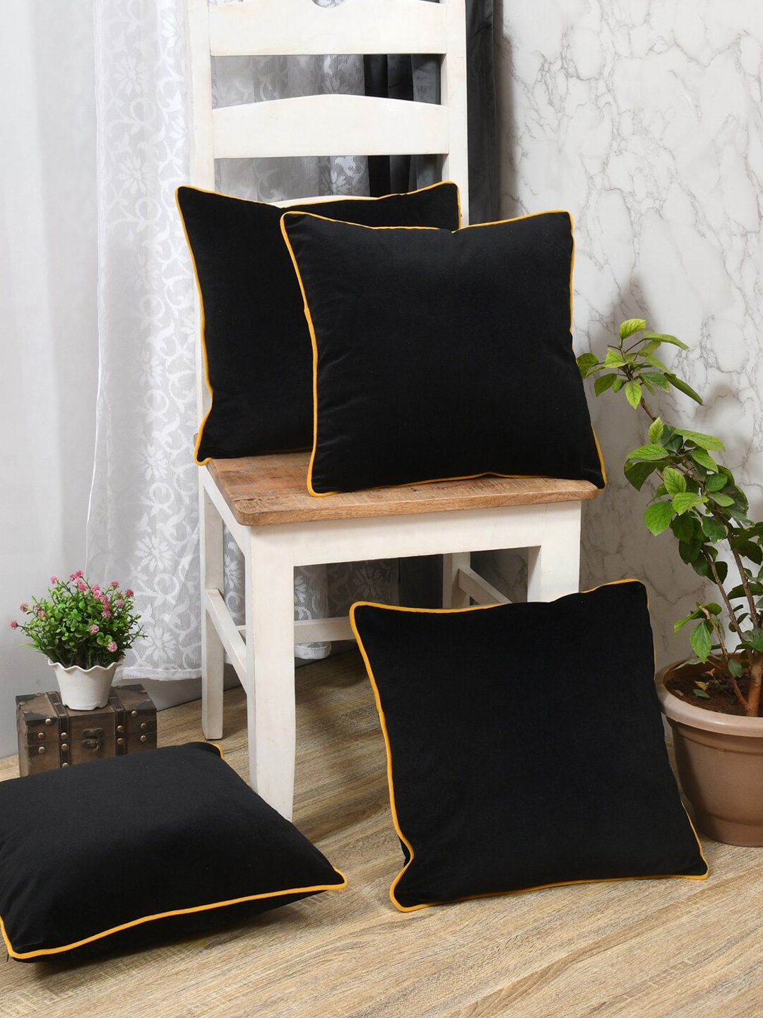 

Clasiko Black & Yellow 4 Pieces Velvet Square Cushion Covers