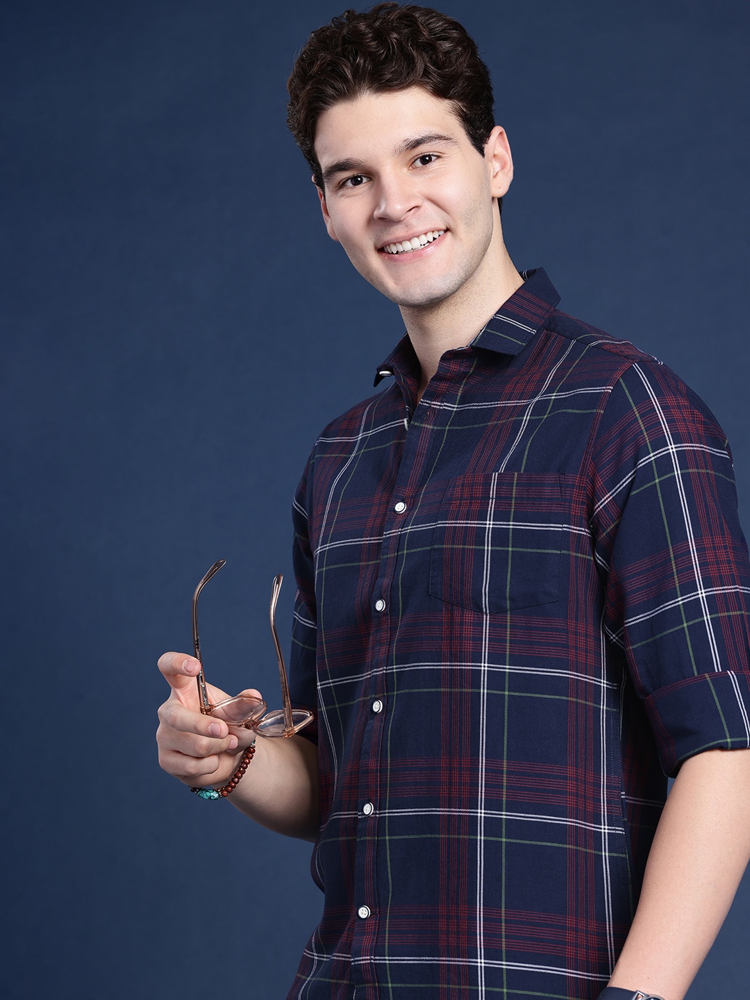 

Mast & Harbour Men Tartan Checked Casual Shirt, Navy blue