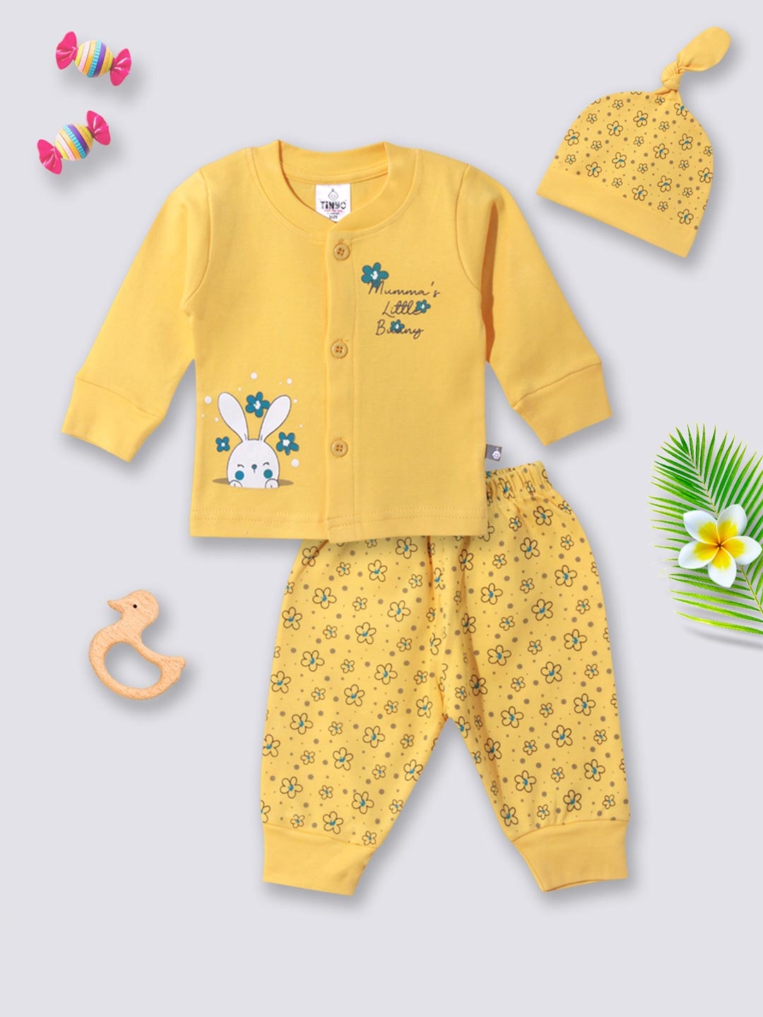 

Moms Love Girls Printed Pure Cotton Clothing Set, Yellow