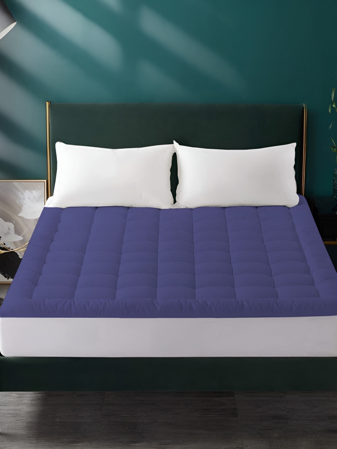 

LINENOVATION Blue Breathable Queen Mattress Protector