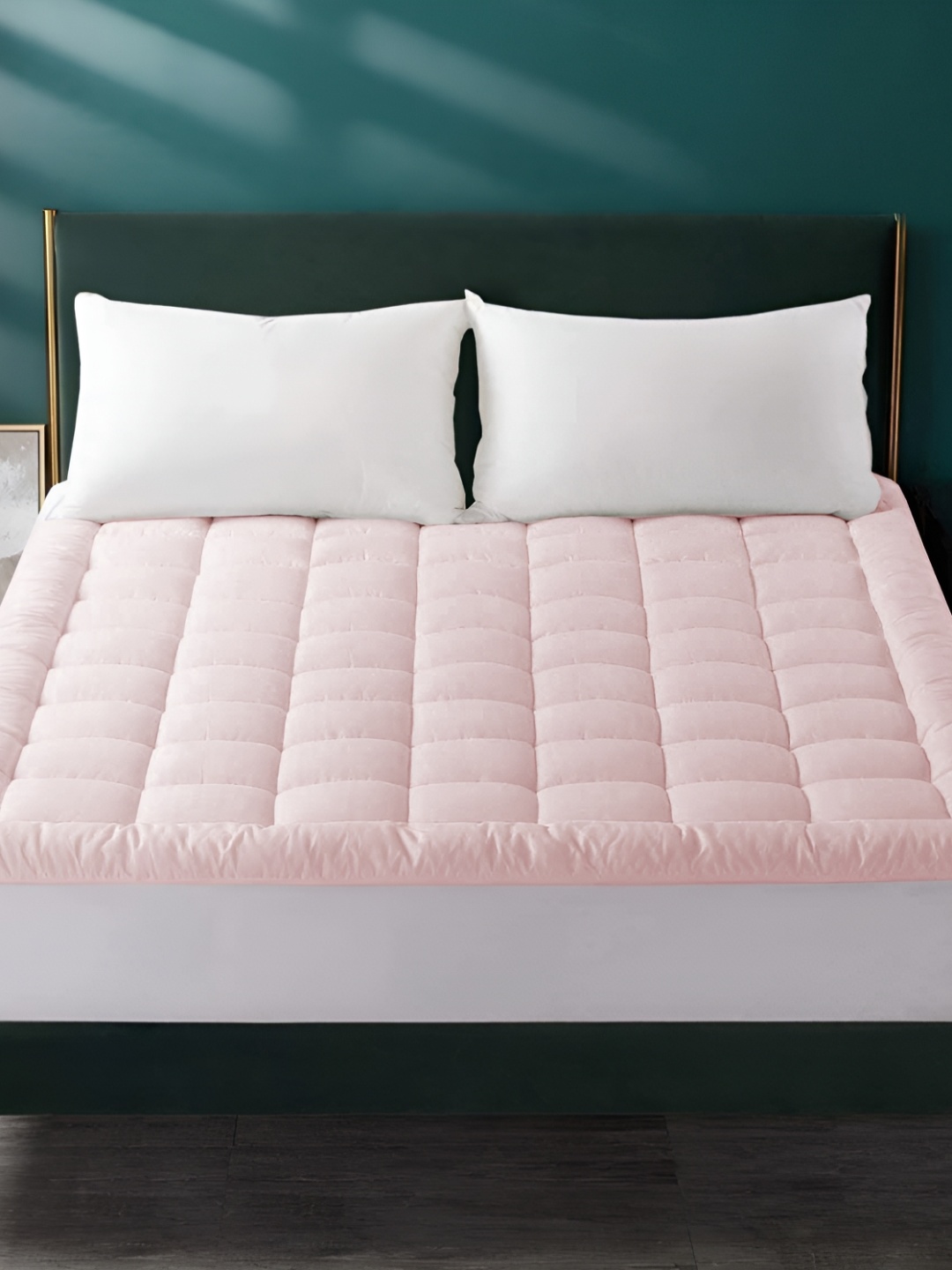

LINENOVATION Pink Quilted Waterproof Mattress Topper