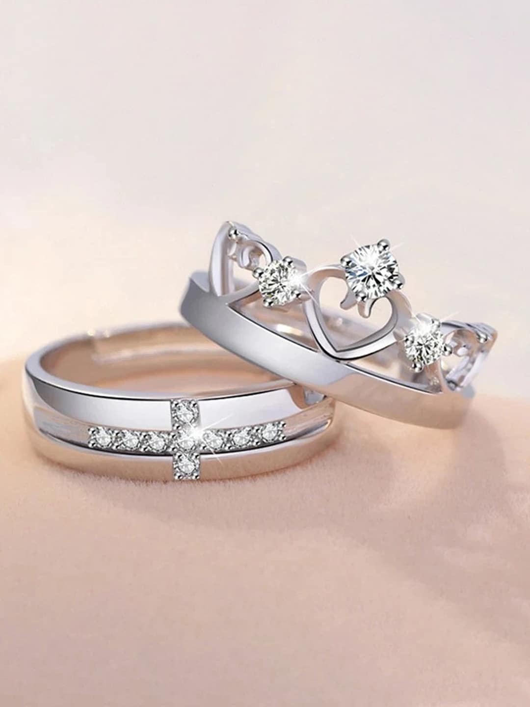 

FIMBUL Unisex Set Of 2 Silver Plated Stones Studded Finger Rings