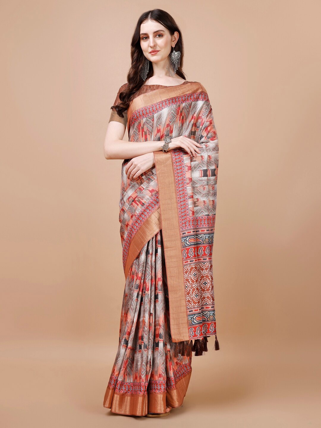 

JUST FASHION Floral Printed Zari Silk Blend Tussar Saree, Red
