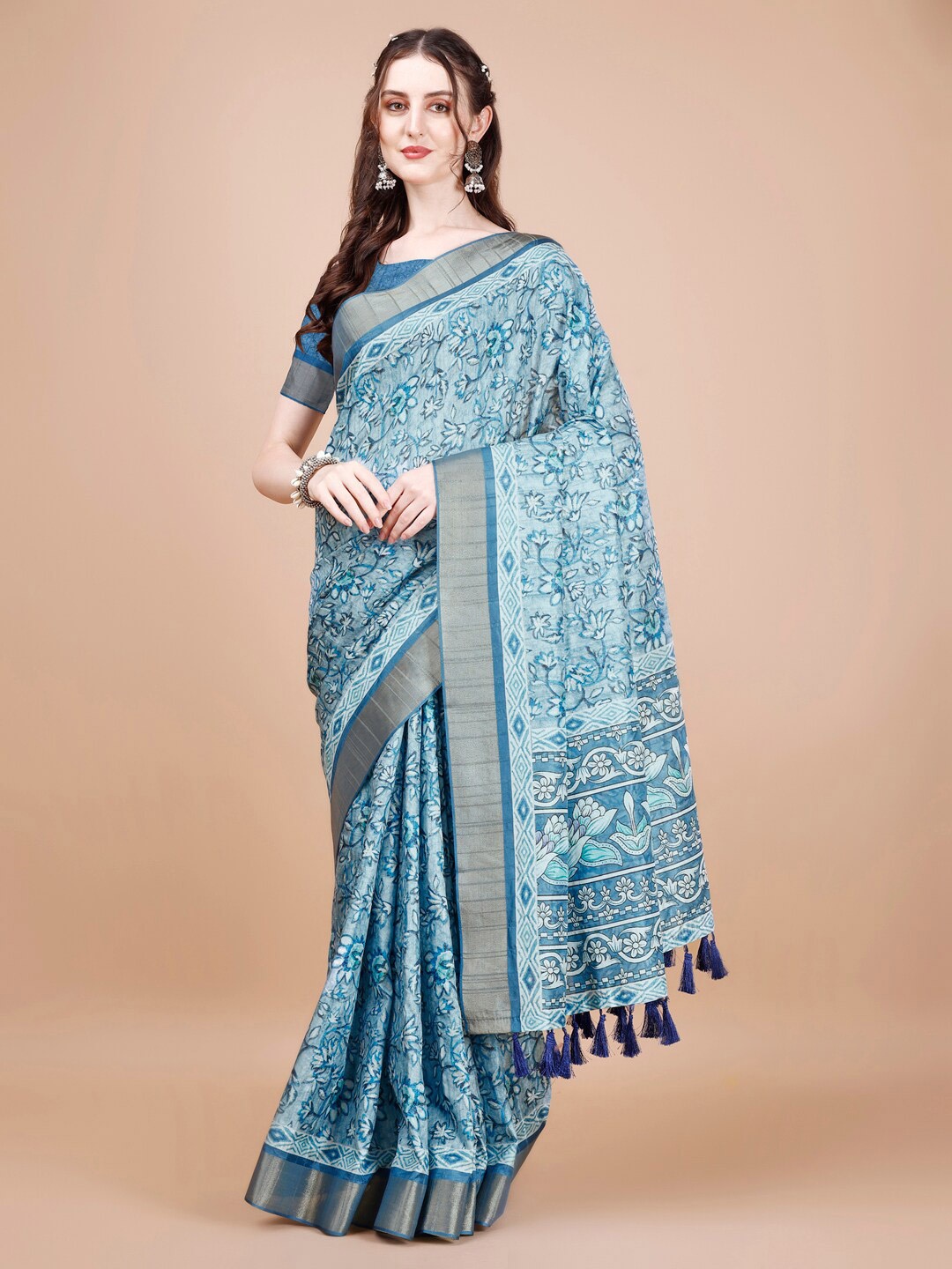 

JUST FASHION Floral Printed Zari Silk Blend Tussar Saree, Blue