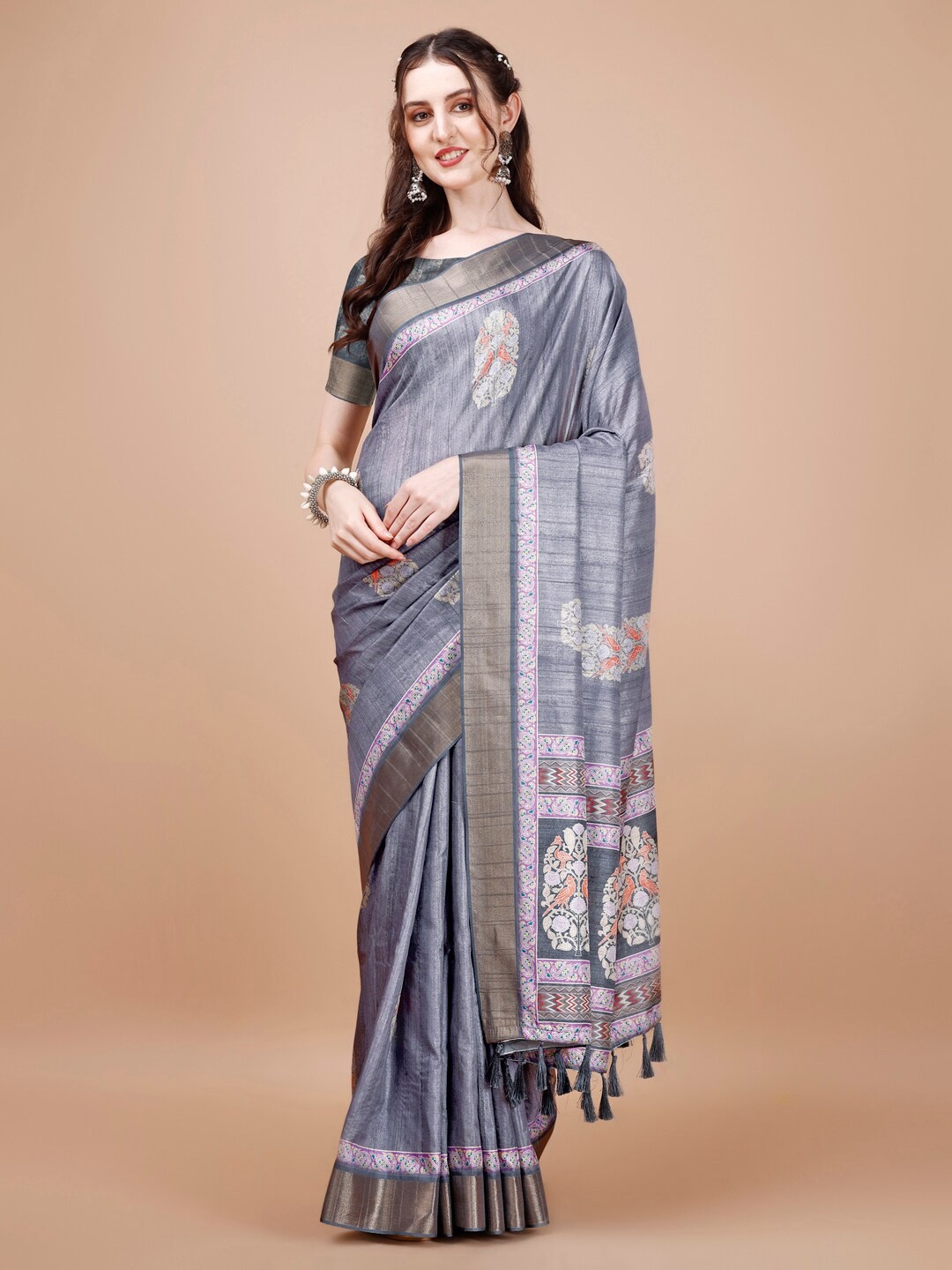 

JUST FASHION Ethnic Motifs Printed Zari Silk Blend Tussar Saree, Grey