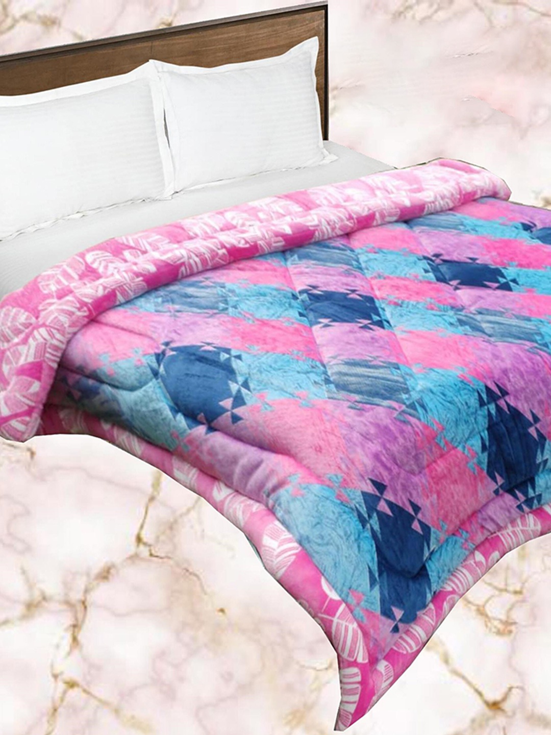 

Signature Bellagio Pink & Blue Abstract Microfiber Heavy Winter Double Bed Quilt