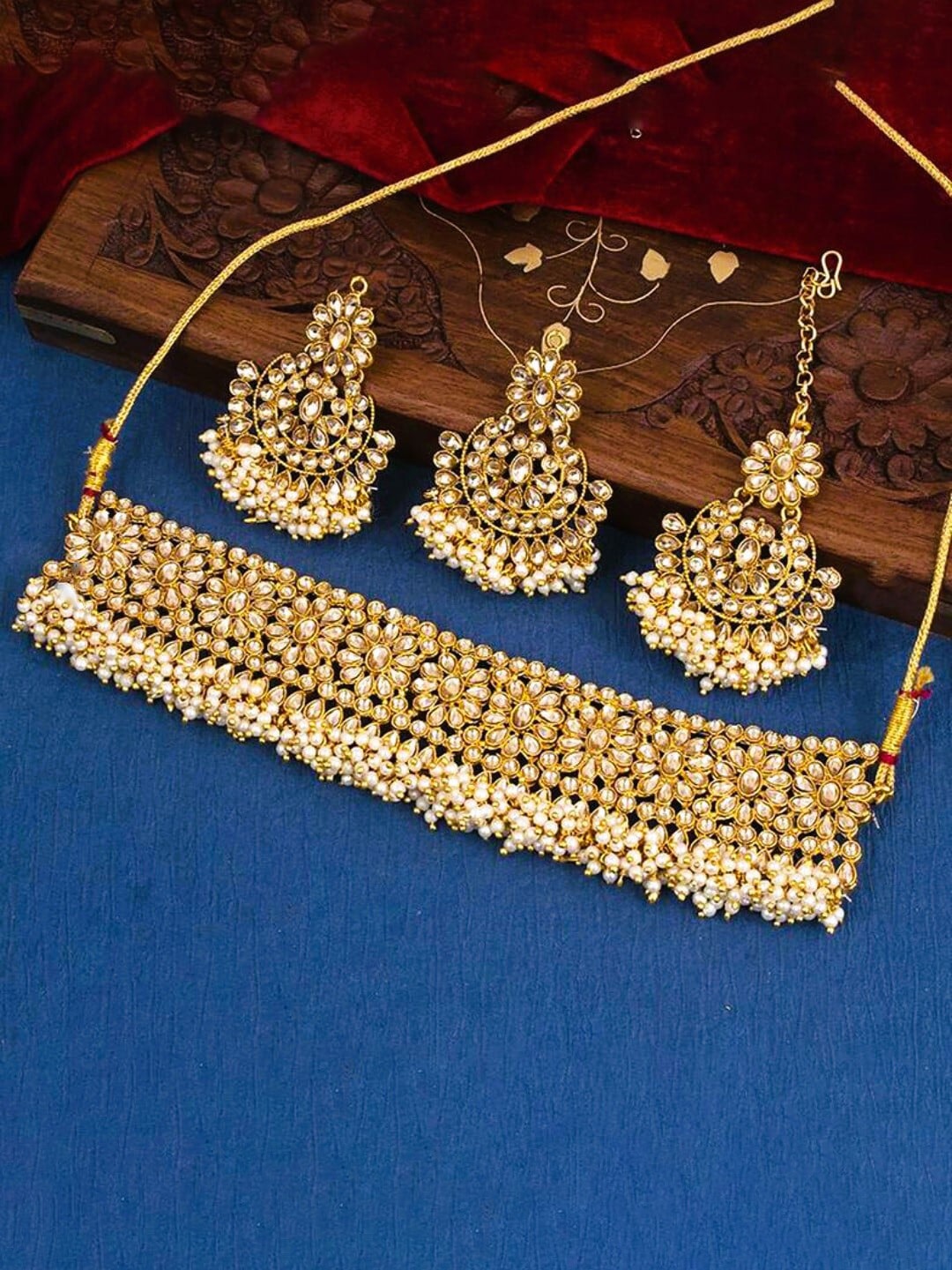 

ATIBELLE Gold Plated Stone Studded & Beaded Jewellery Set