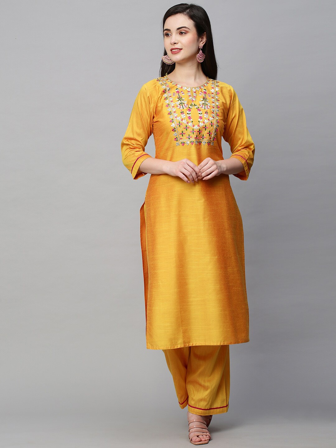 

AMRUTVARSHA CREATION Ethnic Motifs Gotta Patti Round Neck Kurta With Palazzos And Dupatta, Yellow