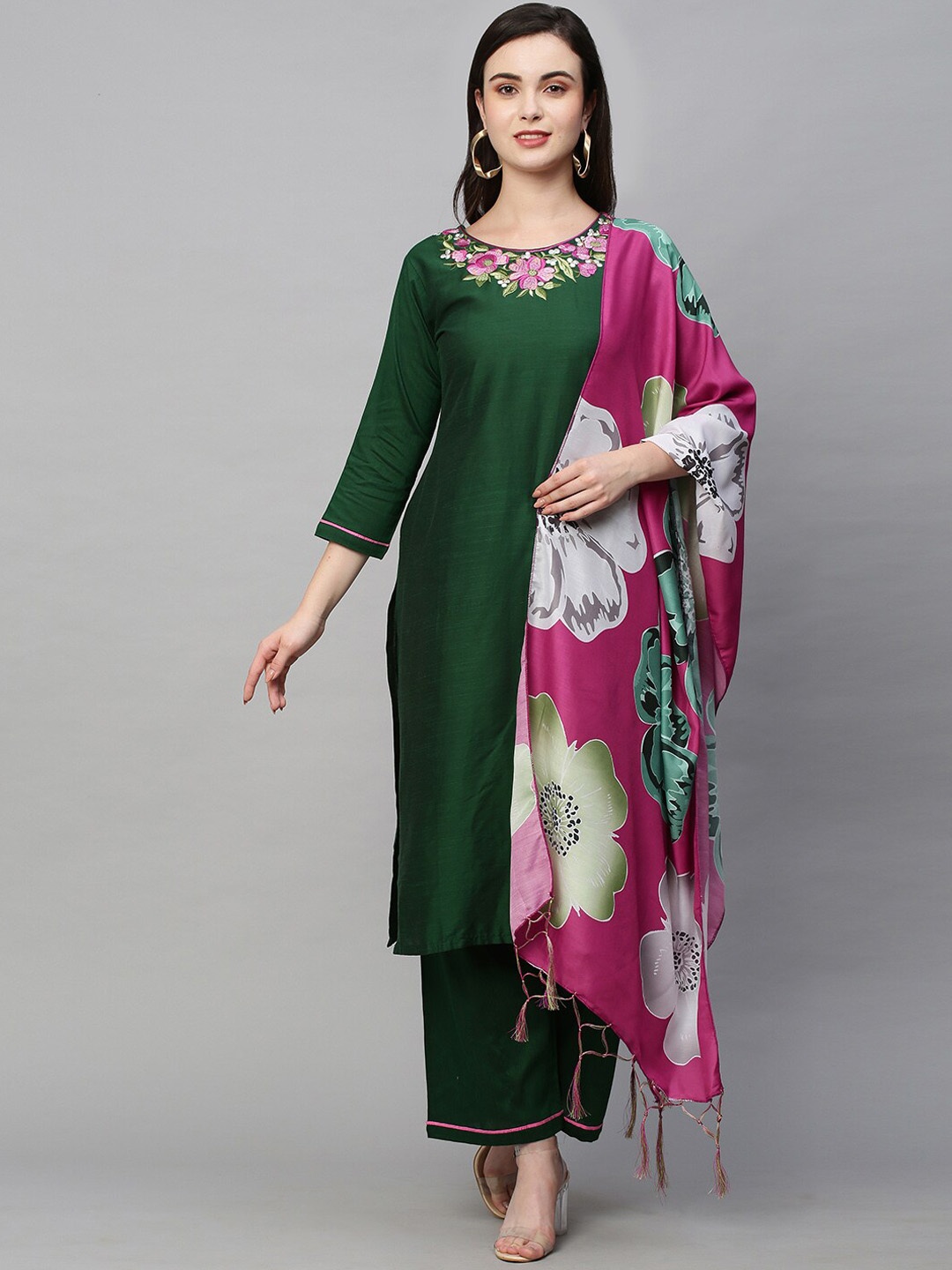 

AMRUTVARSHA CREATION Floral Thread Work Round Neck Kurta With Palazzos And Dupatta, Green