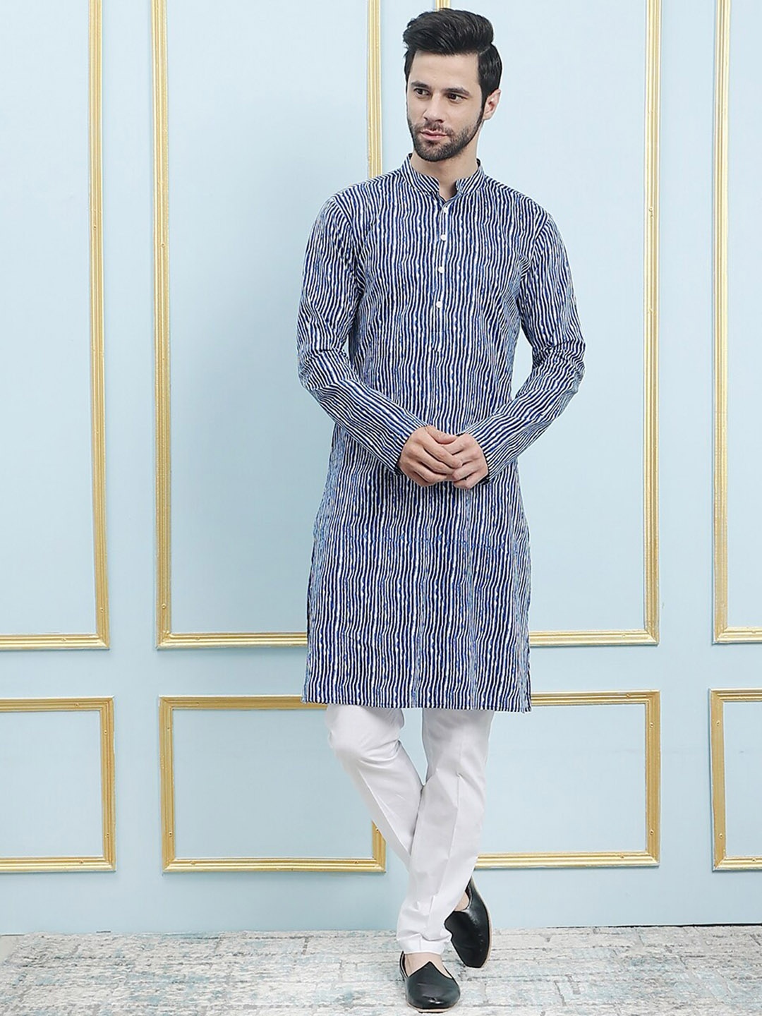 

See Designs Printed Mandarin Collar Pure Cotton Kurta with Pyjamas, Blue