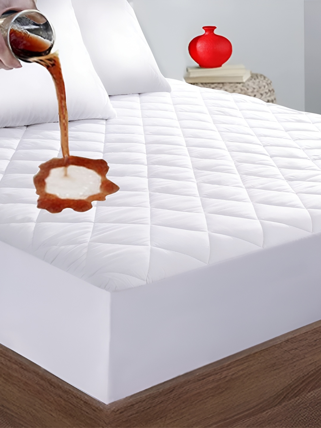 

LINENOVATION White Breathable Single Mattress Protector