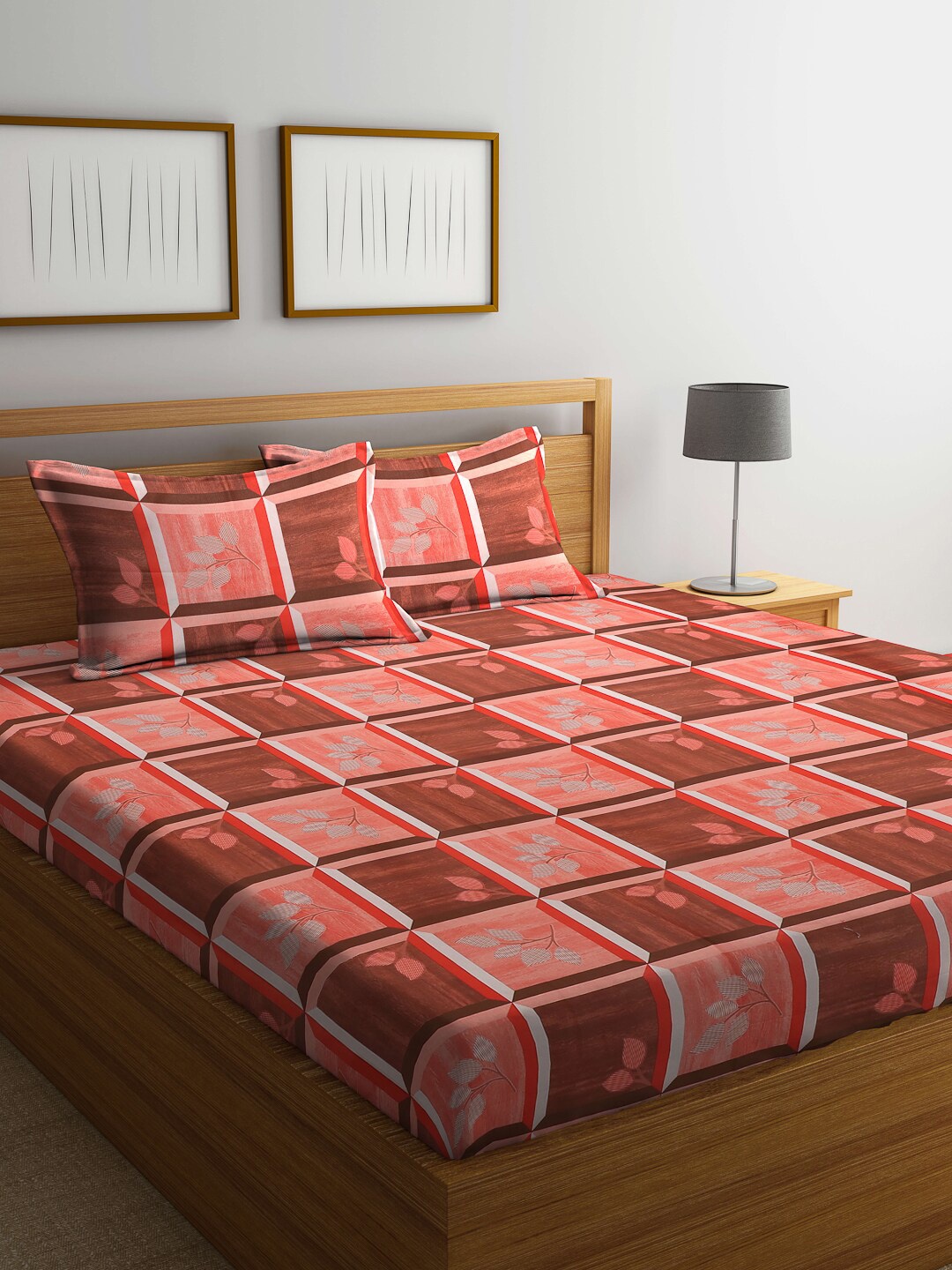 

Dhrohar Brown & Peach Geometric Printed Cotton Queen Bedsheet With 2 Pillow Covers