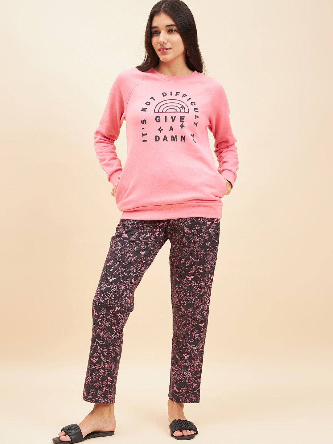 

ETC Pink Printed Round Neck Fleece Night Suit