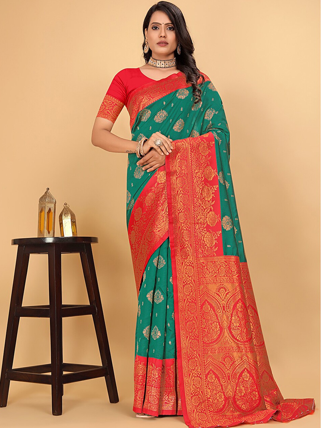 

Pionex Woven Design Zari Pure Silk Kanjeevaram Saree, Green