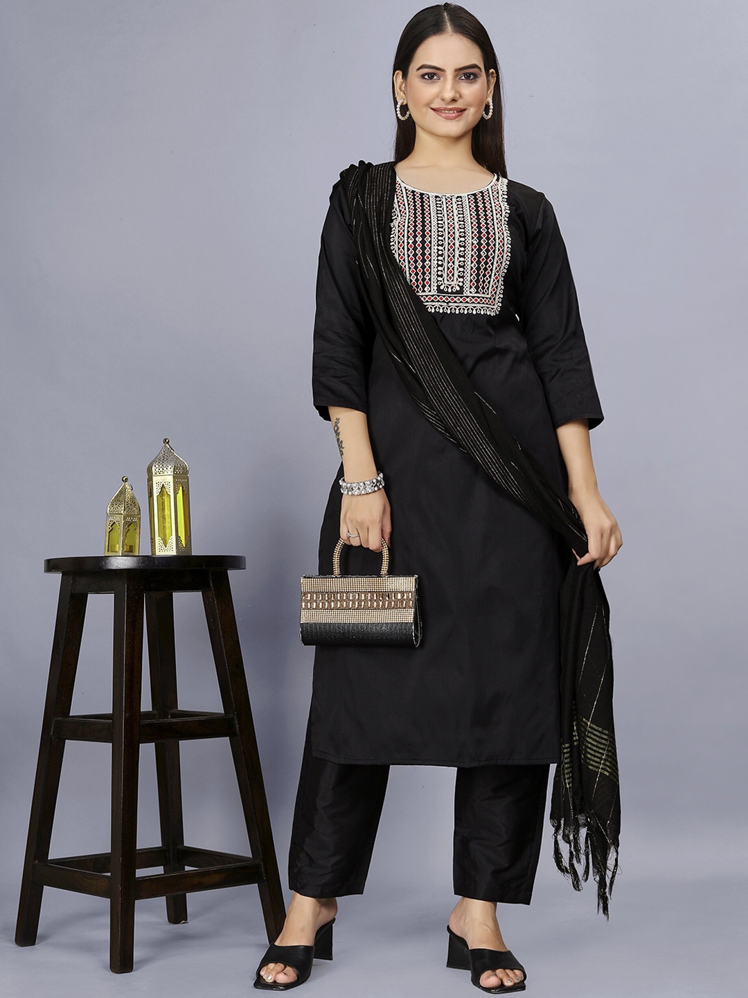 

AMRUTVARSHA CREATION Floral Embroidered Round Neck Straight Kurta with Palazzos & Dupatta, Black